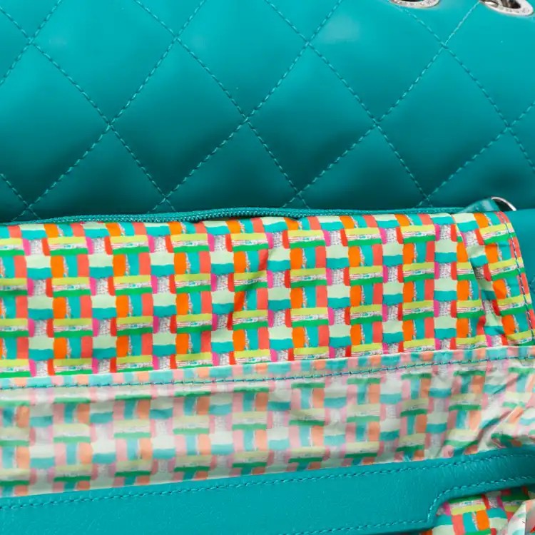 Paris - Seoul Medium Lambskin Coco Rain Flap - Chanel