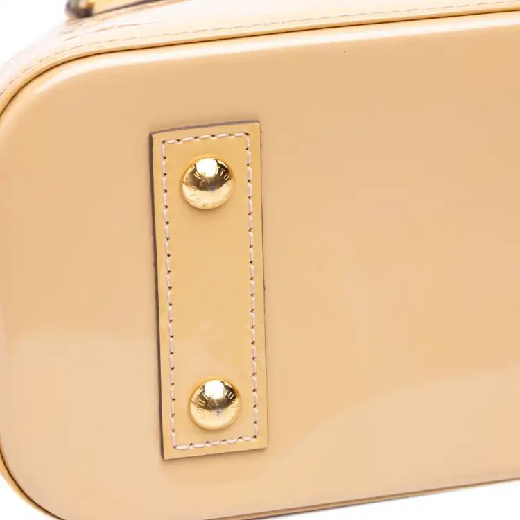 Monogram Vernis Alma BB - Louis Vuitton